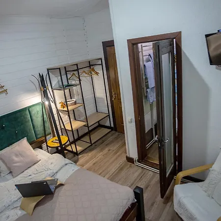 Guest house захарова оселя