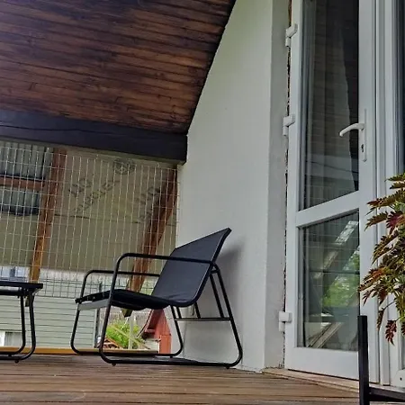 захарова оселя басейн на території є чан - джакузі Guest house Slavske