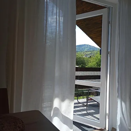 захарова оселя басейн на території є чан - джакузі 3* スラブスク