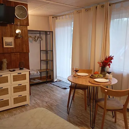 захарова оселя