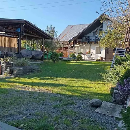 захарова оселя басейн на території є чан - джакузі スラブスク