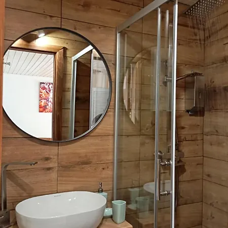 захарова оселя басейн на території є чан - джакузі Guest house