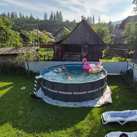 захарова оселя басейн на території є чан - джакузі 3*