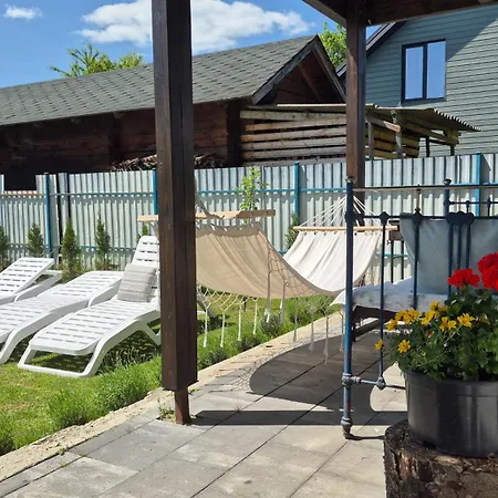 Guest house захарова оселя басейн на території є чан - джакузі