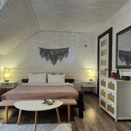 захарова оселя басейн на території є чан - джакузі Guest house 3*