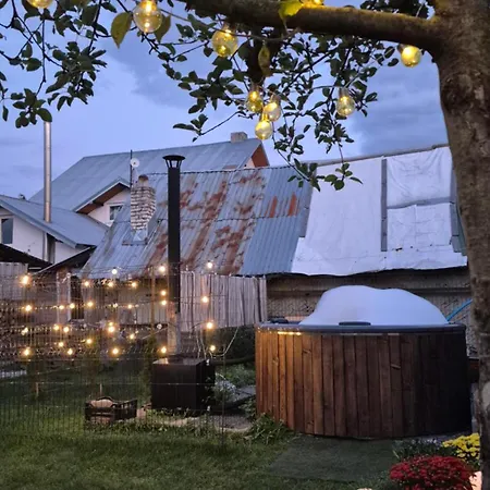 Pensionat захарова оселя басейн на території є чан - джакузі 3*